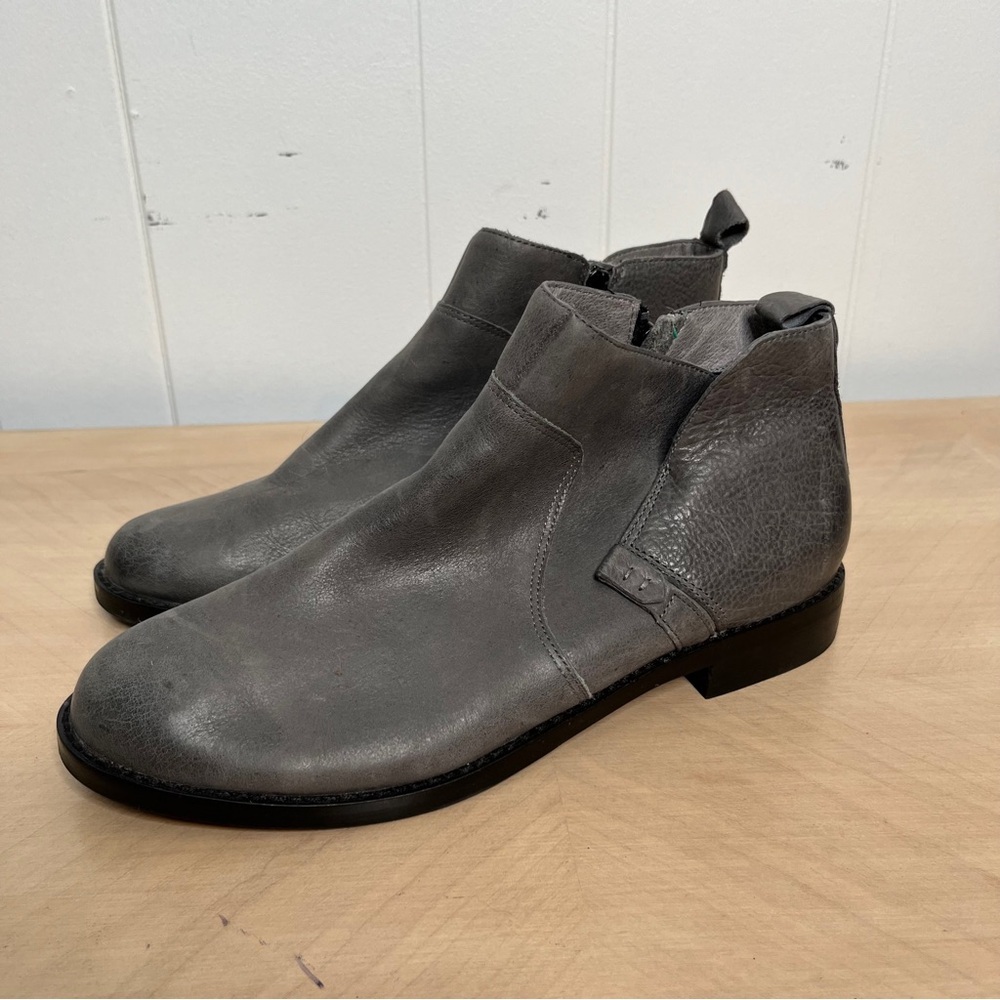Abeo Yorkie Ankle Boots Gray Side Zipper Low Heel Size 8.5 N Casual Classic Shoe